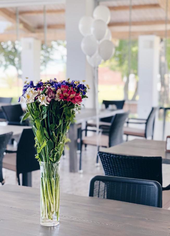 Injir Village Hotel Гудаута Екстер'єр фото